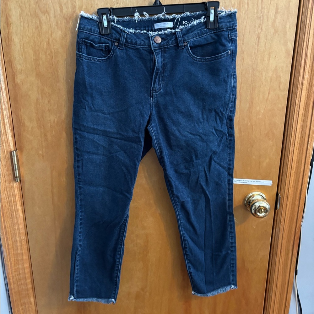 LC Lauren Conrad Dark Blue Capri Jeans